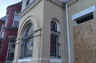 229 Elm St NW, Washington, DC 20001 - Photo 1
