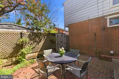 110 6th Street SE, Washington, DC 20003 - Photo 36