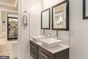 2464 Ontario Rd NW, Washington, DC 20009 - Photo 10