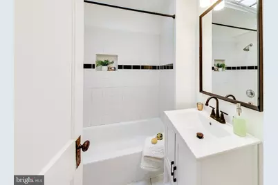 736 Girard Street NW, Washington, DC 20001 - Photo 16