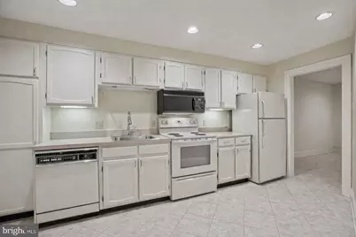 17 Logan Circle NW, Washington, DC 20005 - Photo 38