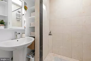 627 Gresham Pl NW, Washington, DC 20001 - Photo 20