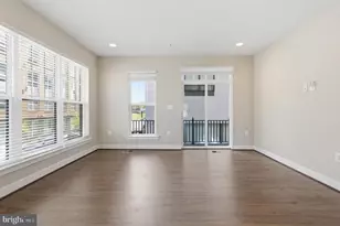 725 Parkside Pl NE, Washington, DC 20019 - Photo 4