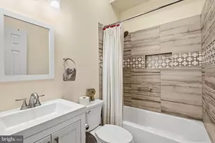 2005 1st St NW, Washington, DC 20001 - Photo 10