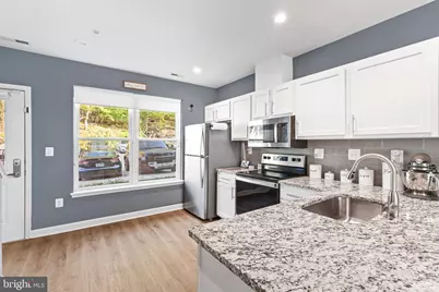 2210 Hunter Place SE, Washington, DC 20020 - Photo 4