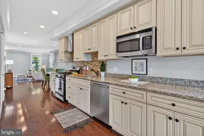 803 9th Street NE, Washington, DC 20002 - Photo 12