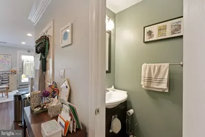 803 9th Street NE, Washington, DC 20002 - Photo 10