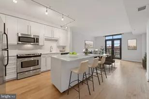 437 New York Ave NW, Washington, DC 20001 - Photo 2