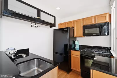 2902 Porter Street NW #43, Washington, DC 20008 - Photo 10