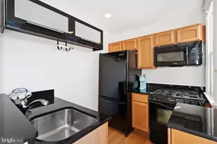 2902 Porter St NW, Washington, DC 20008 - Photo 10