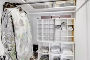 1 Scott Cir NW, Washington, DC 20036 - Photo 12