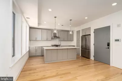 811 Upshur Street NW #10, Washington, DC 20011 - Photo 6