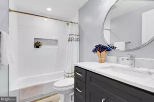 1915 2nd St NW, Washington, DC 20001 - Photo 52