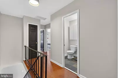 1117 G Street SE, Washington, DC 20003 - Photo 32