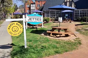 4491 MacArthur Blvd NW, Washington, DC 20007 - Photo 16