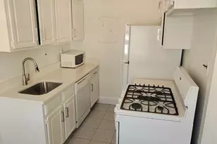 4491 MacArthur Blvd NW, Washington, DC 20007 - Photo 2