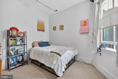 1944 Calvert Street NW, Washington, DC 20009 - Photo 24