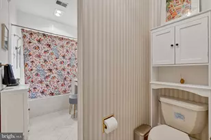 1944 Calvert St NW, Washington, DC 20009 - Photo 20