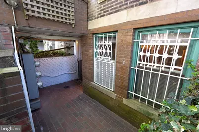 1944 Calvert Street NW, Washington, DC 20009 - Photo 50