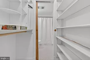 1944 Calvert St NW, Washington, DC 20009 - Photo 62