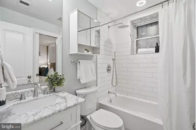 1740 18th Street NW #T2, Washington, DC 20009 - Photo 8