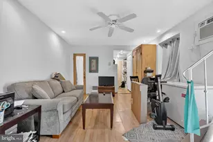 1944 Calvert St NW, Washington, DC 20009 - Photo 70