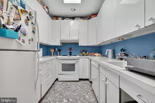 1944 Calvert St NW, Washington, DC 20009 - Photo 14