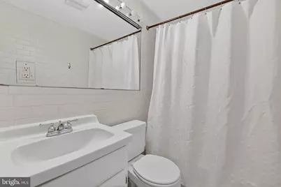 1944 Calvert Street NW, Washington, DC 20009 - Photo 64