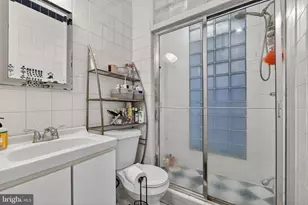 1944 Calvert St NW, Washington, DC 20009 - Photo 26