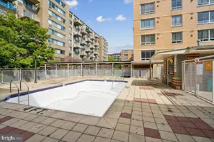 350 G St SW, Washington, DC 20024 - Photo 26