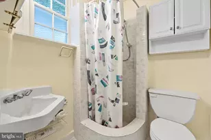 2320 Ashmead Pl NW, Washington, DC 20009 - Photo 20