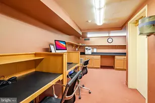 950 NW 25th Street NW, Washington, DC 20037 - Photo 20