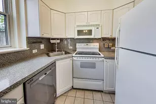 1749 L St NE, Washington, DC 20002 - Photo 20