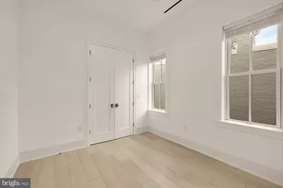 329 8th St NE, Washington, DC 20002 - Photo 36