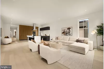 329 8th St NE, Washington, DC 20002 - Photo 4