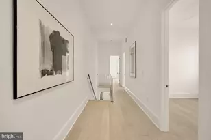 329 8th St NE, Washington, DC 20002 - Photo 20