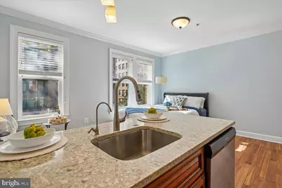 1121 24th Street NW #309, Washington, DC 20037 - Photo 14