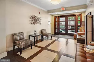 1121 24th St NW, Washington, DC 20037 - Photo 14