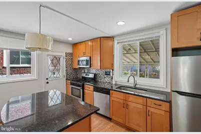 1688 Fort Dupont Street SE, Washington, DC 20020 - Photo 4