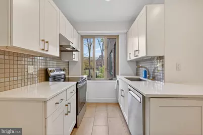 4301 Massachusetts Avenue NW #3004, Washington, DC 20016 - Photo 4