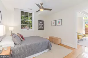 215 I St NE, Washington, DC 20002 - Photo 22