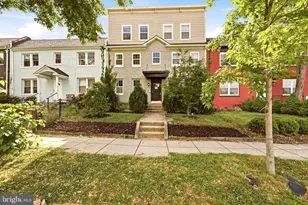 218 20th St NE, Washington, DC 20002 - Photo 1