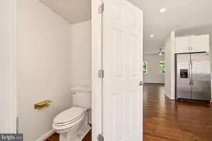 218 20th St NE, Washington, DC 20002 - Photo 34