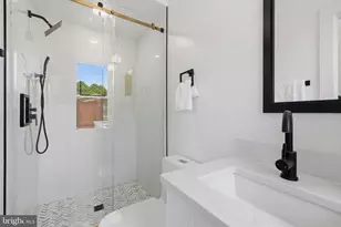 410 N St NW, Washington, DC 20001 - Photo 32