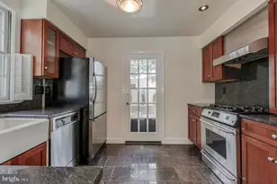 1401 35th St NW, Washington, DC 20007 - Photo 22