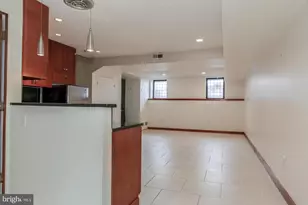 1401 35th St NW, Washington, DC 20007 - Photo 16