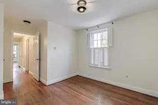 1401 35th St NW, Washington, DC 20007 - Photo 10