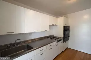 2475 Virginia Ave NW, Washington, DC 20037 - Photo 6