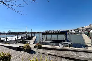 700 7th St SW, Washington, DC 20024 - Photo 52