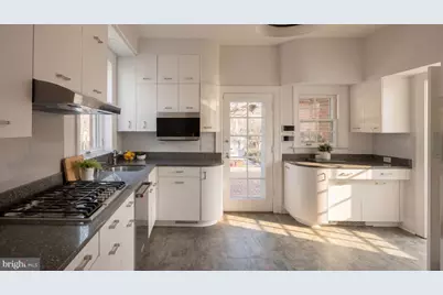 3609 Edmunds Street NW, Washington, DC 20007 - Photo 18